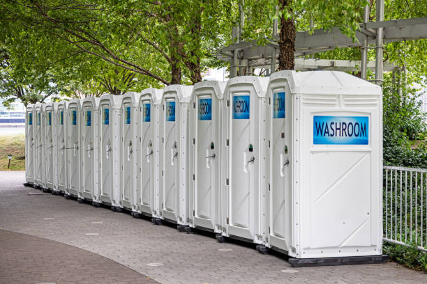 Porta potty delivery and setup in Red Oak, IA
